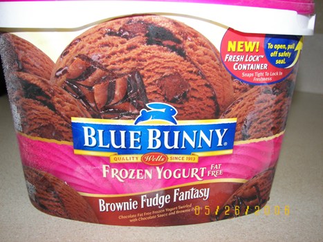 Blue Bunny Brownie Fudge Fantasy fat-free frozen yogurt
