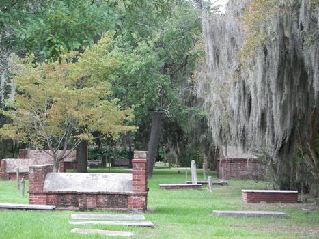 Colonial Park Cemetery in Historic Savannah